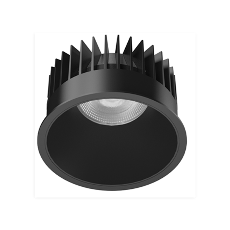 Einbaudownlight FOCO-R mit schwarzem Gehäuse und schwarzem Reflektor