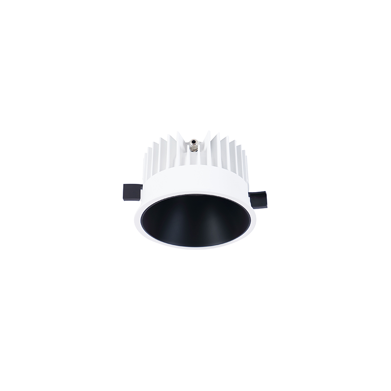 Einbaudownlight FOCO-R mit weißem Gehäuse und schwarzem Reflektor 10W Version