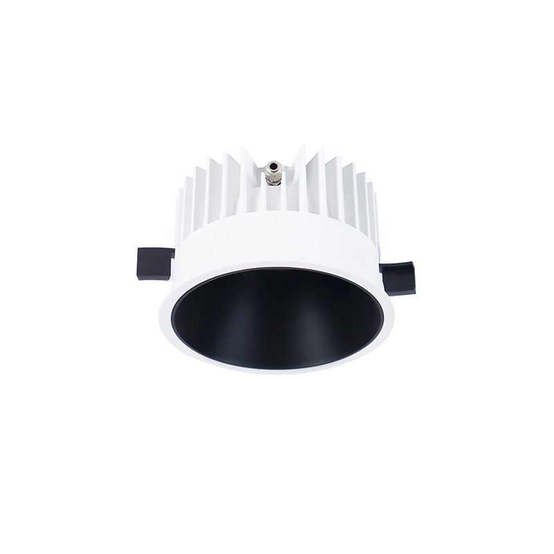 Einbaudownlight FOCO-R mit weißem Gehäuse und schwarzem Reflektor 20W Version