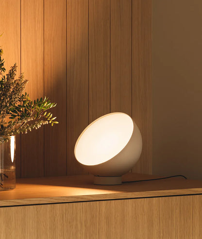 Plusminus Solo 6370 Stehleuchte, flacher Diffusor