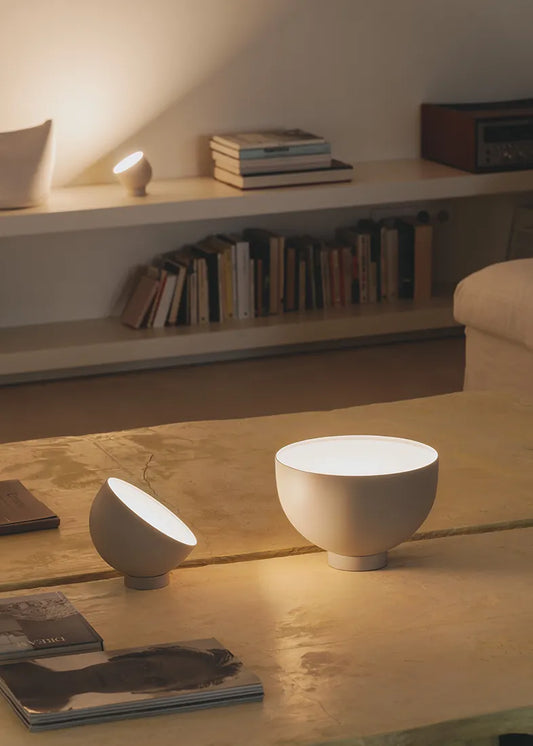 Plusminus Solo 6365 Stehleuchte, flacher Diffusor