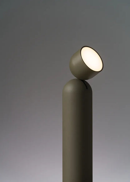 Stehleuchte Plusminus Solo von Vibia in Grün als Detailbild ohne Hintergrund