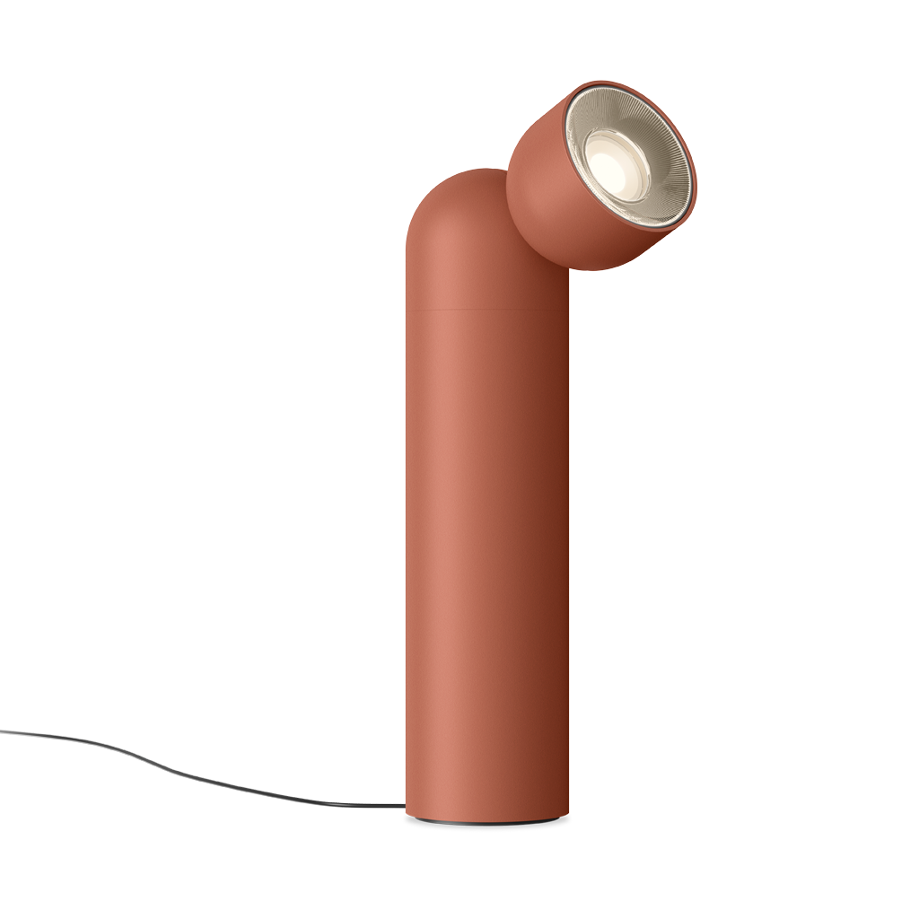 Plusminus solo in Terra Red als Steh- und Tischleuchte 6341 mit Spolight Mittel