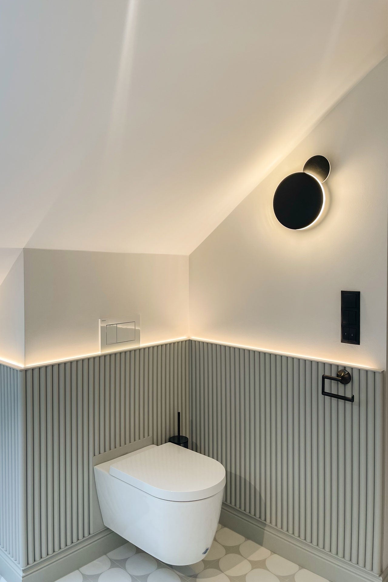 Wandleuchte Orbit 1 und 2 von DLS Lighting