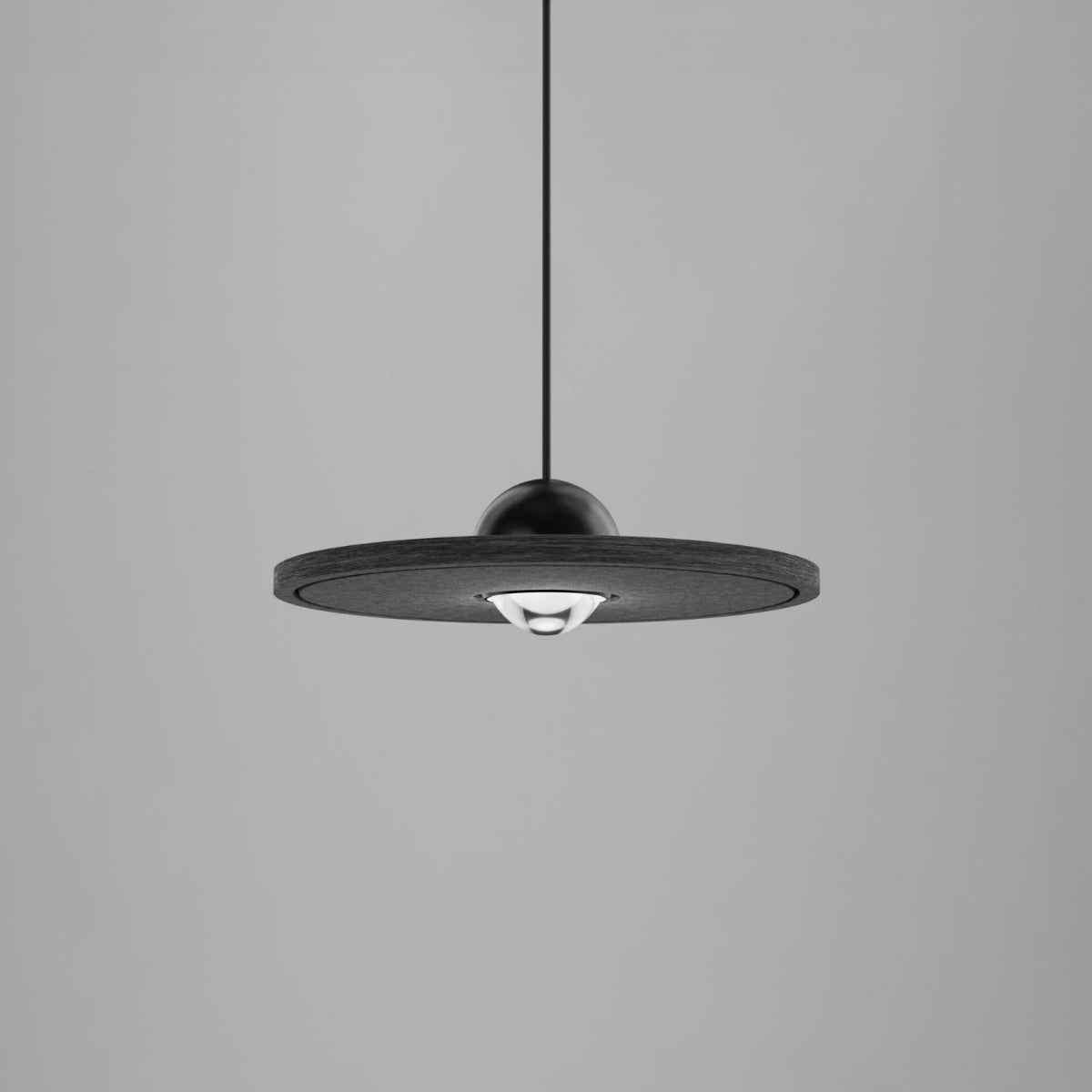 Cleo Silent Akustikleuchte in Schwarz/Schwarz