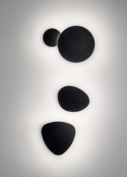 Ausführung der Wandleuchte Orbit von DLS Lighting in Schwarz