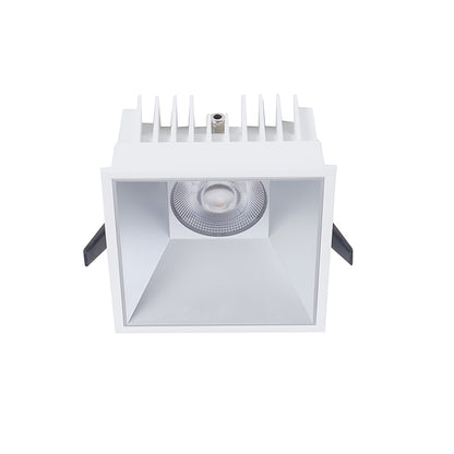 Einbaudownlight  in 30W FOCO-Q mit weißem Gehäuse und silberenem Reflektor
