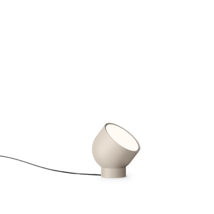 Plusminus Solo 6363 Stehleuchte, flacher Diffusor