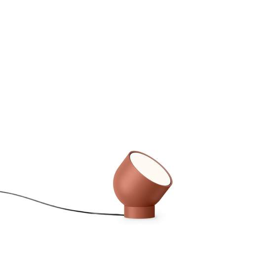 Plusminus Solo 6363 Stehleuchte, flacher Diffusor